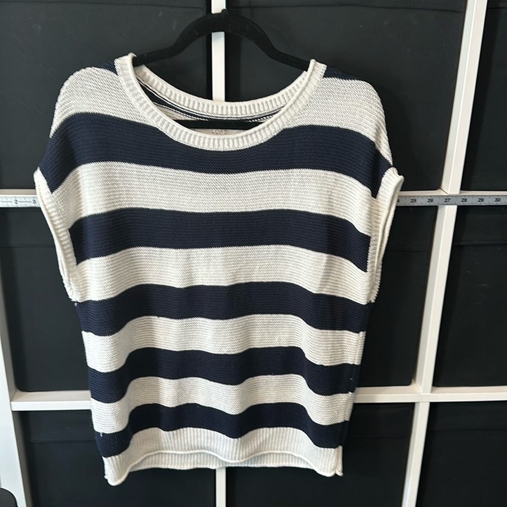 VGUC LOFT Sweater Striped Dolman Tank Size L Mavy Blue and White